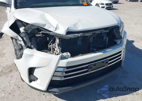 2018 Toyota Highlander Limited из США, поврежденный, VIN 5TDYZRFH0JS281323